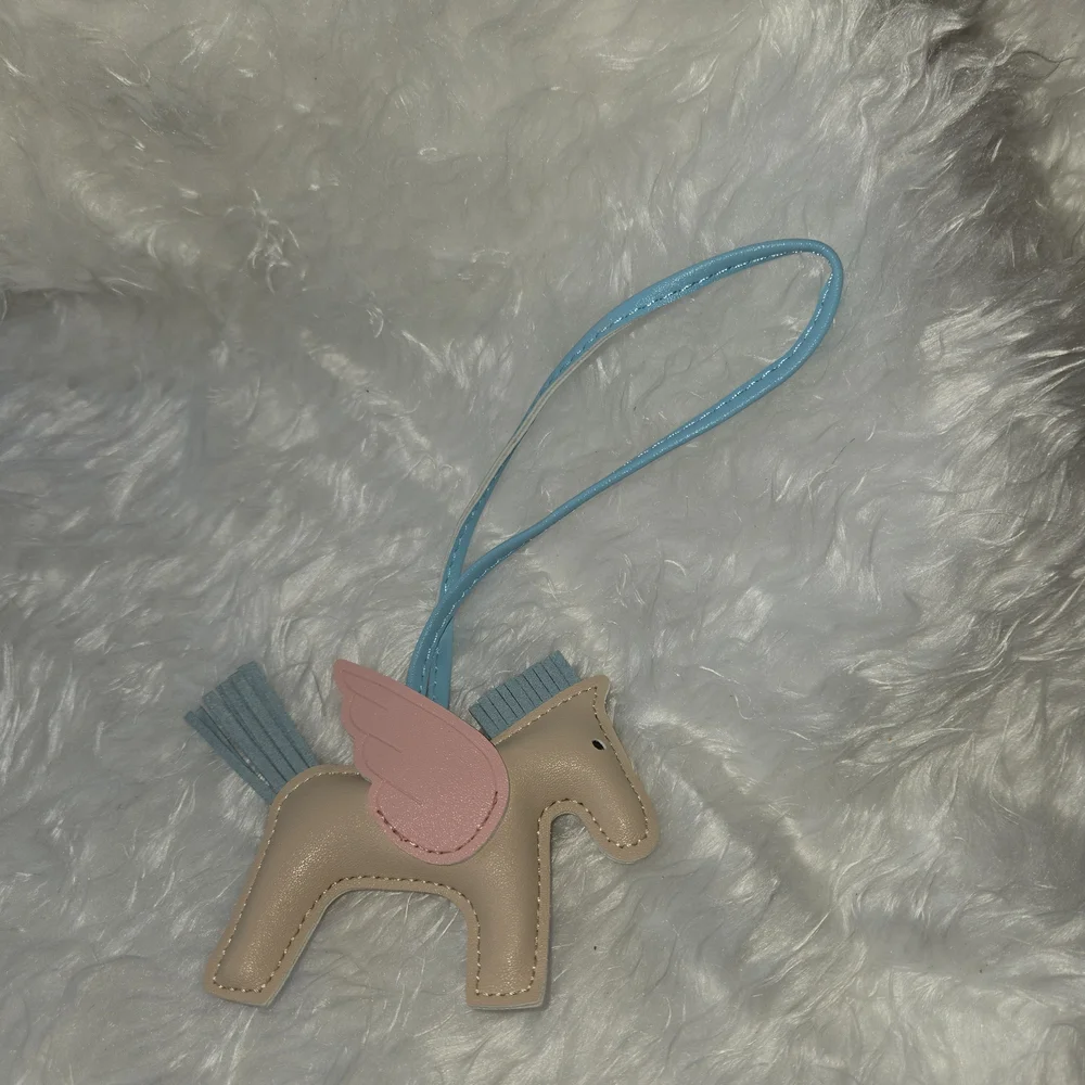N/A cute beige